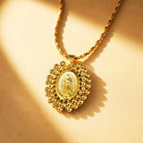 CADENA VIRGEN GUADALUPE DORADA