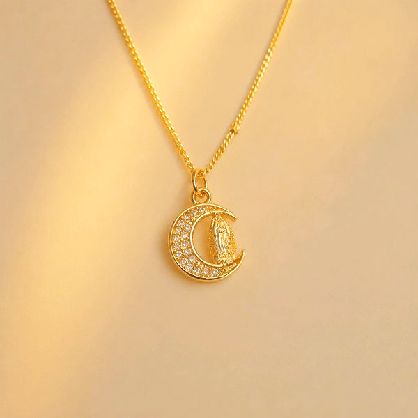 CADENA VIRGEN GUADALUPE MEDIALUNA BRILLANTE