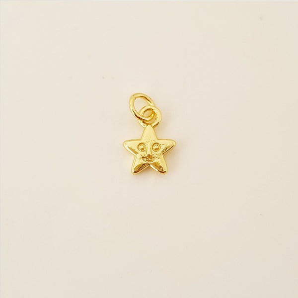 DIJE MINI ESTRELLA FELIZ