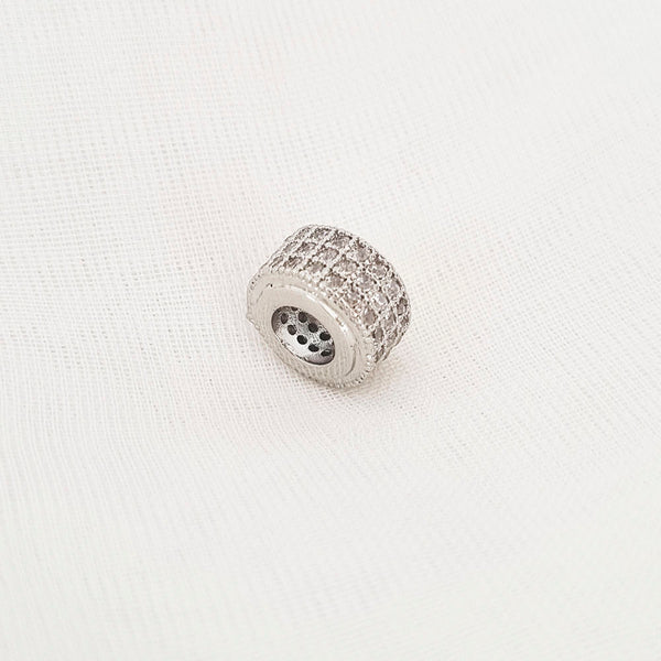 CHARM PANDOR ARO BRILLANTE PLATA