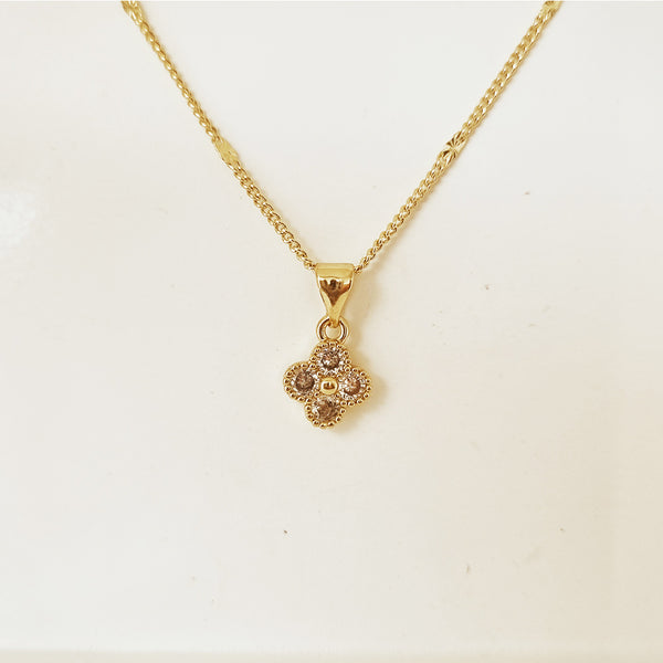 CADENA DIJE TREBOL BRILLANTES